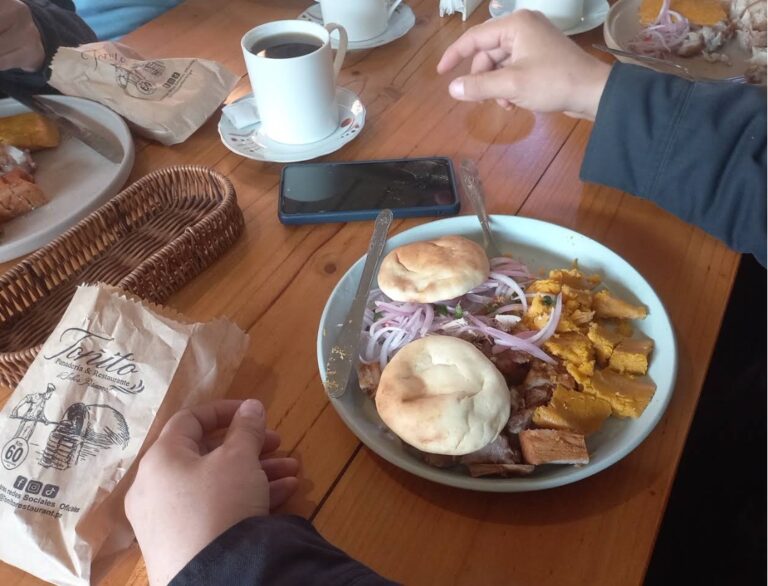 DESAYUNO
