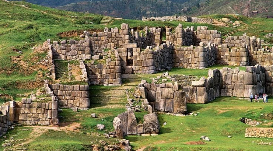 Sacsayhuamán